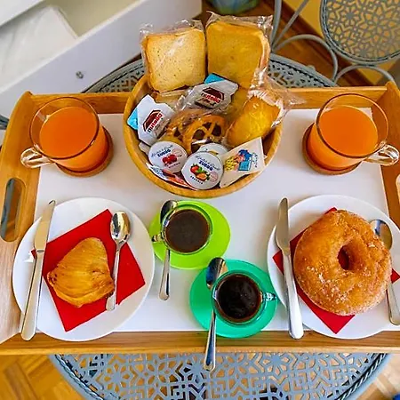 Trianon Bed and Breakfast Νάπολη