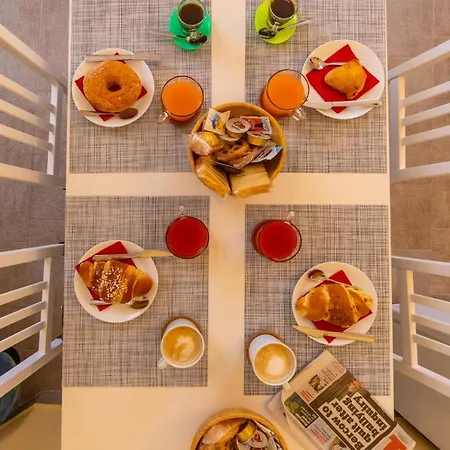 Trianon Bed & Breakfast 4*