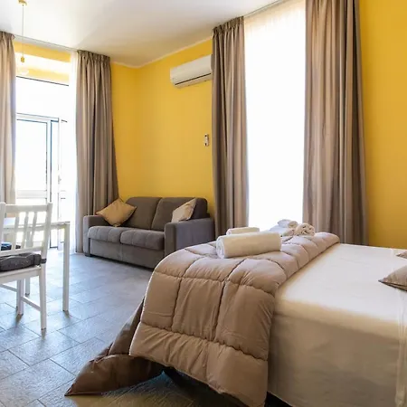 Bed and breakfast Trianon 4*