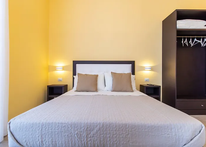 Nocleg ze śniadaniem Trianon 4*