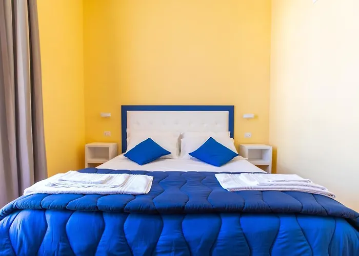 Nocleg ze śniadaniem Trianon Neapol