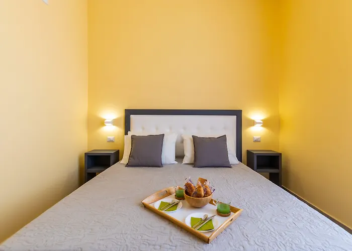 Trianon Неаполь